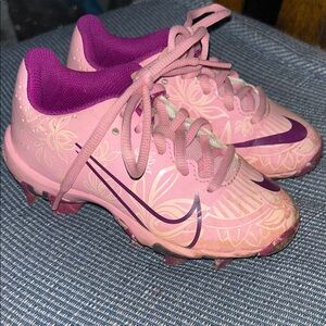 Nike Women's Floral Pink and Purple Athletic Shoes